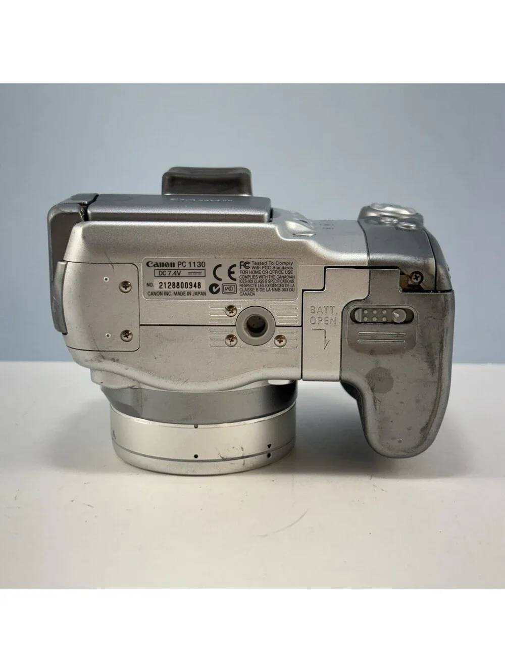 Canon PowerShot S2 IS 5MP 12x Zoom Digital Camera [AS-IS Parts/Repair]